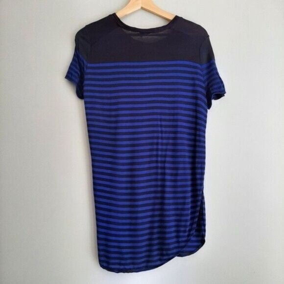 WILFRED Aritzia Side Slits Striped Tunic Top Blue Sz XS - Picture 5 of 10